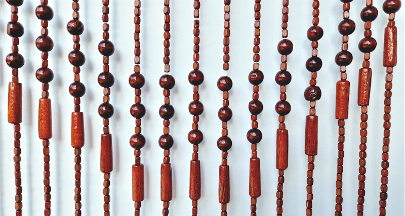 Korálkový závěs "Rustikál Hnědý". Moc krásný a stylový závěs.      Nová kolekce 2026.    Při koupi 2ks cena 499 Kč/ks