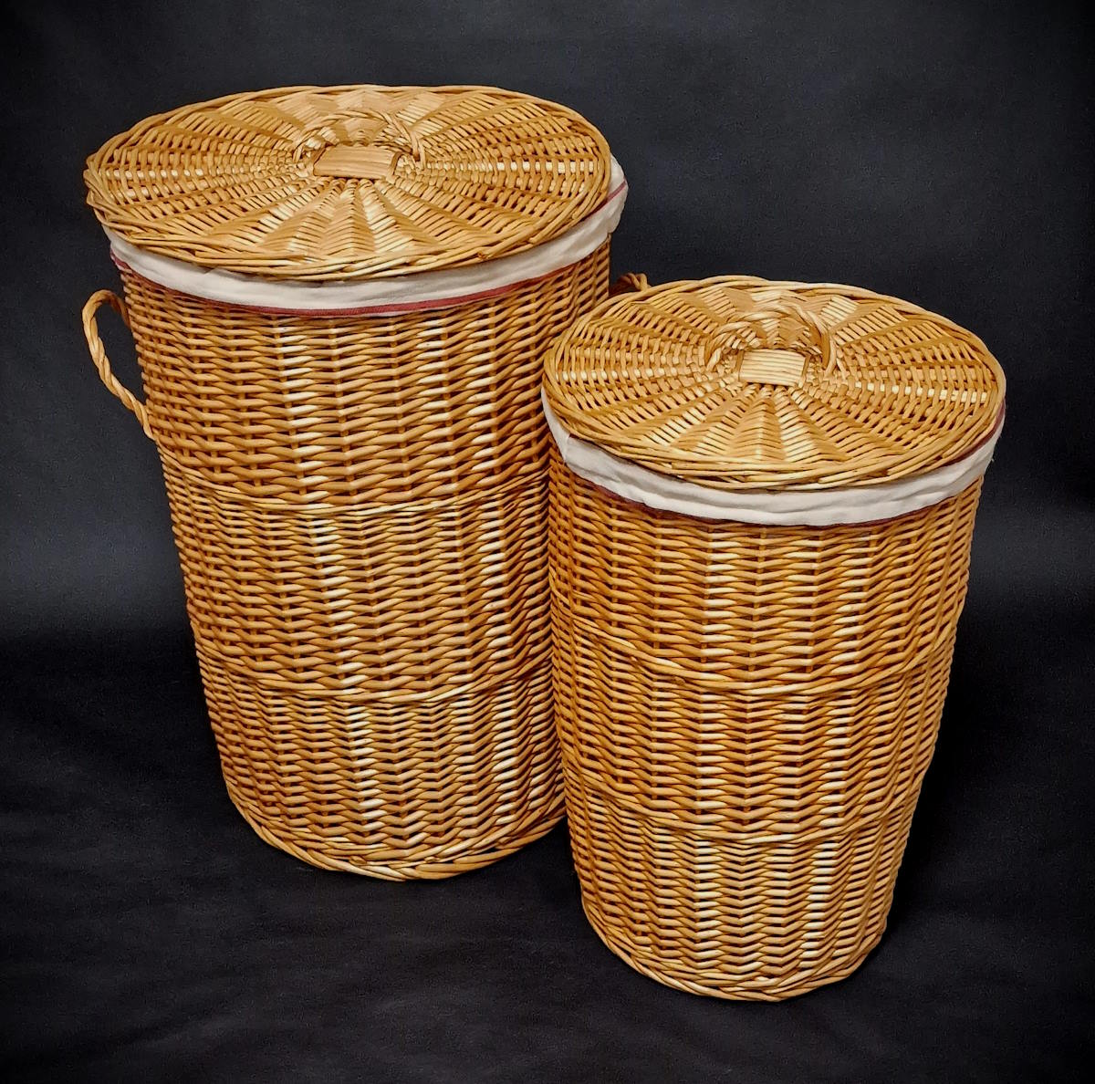 Proutěný koš na prádlo "Sud" jednobarevný (L) Light Honey. Kolekce 2025